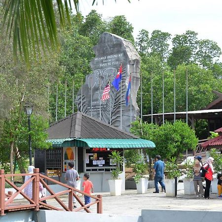 Pulai Spring Resort Kampung Kangkar Pulai エクステリア 写真