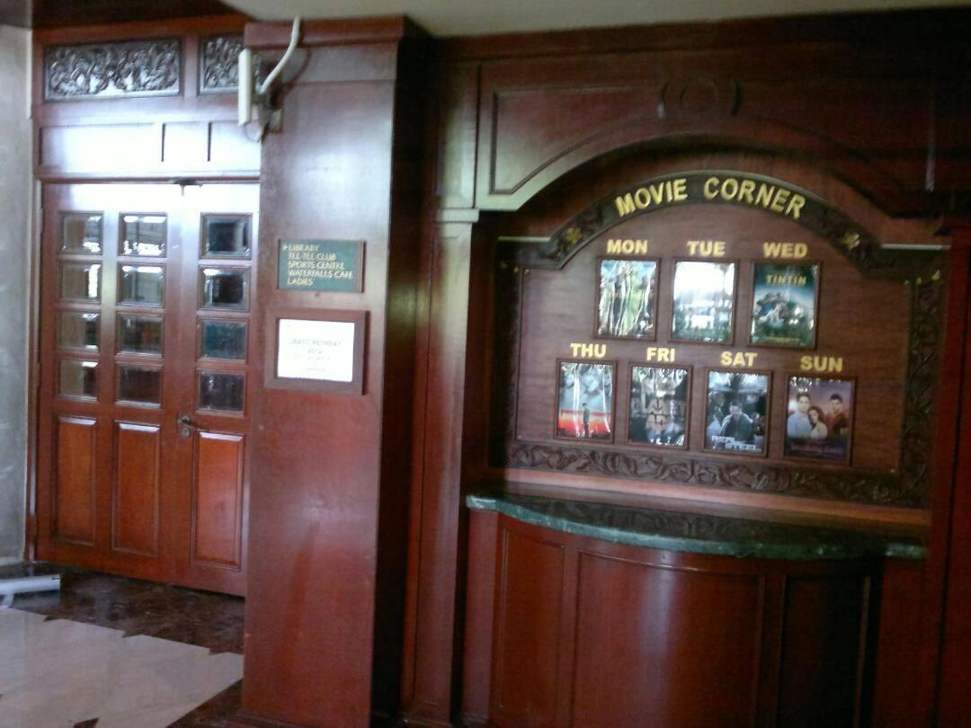 Pulai Spring Resort Kampung Kangkar Pulai エクステリア 写真