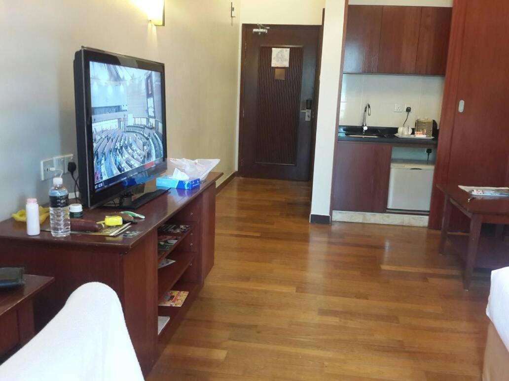 Pulai Spring Resort Kampung Kangkar Pulai エクステリア 写真
