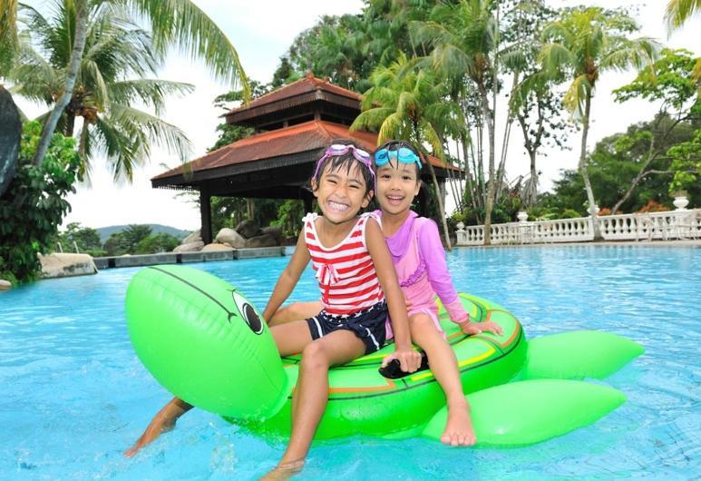 Pulai Spring Resort Kampung Kangkar Pulai エクステリア 写真