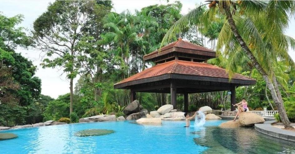 Pulai Spring Resort Kampung Kangkar Pulai エクステリア 写真